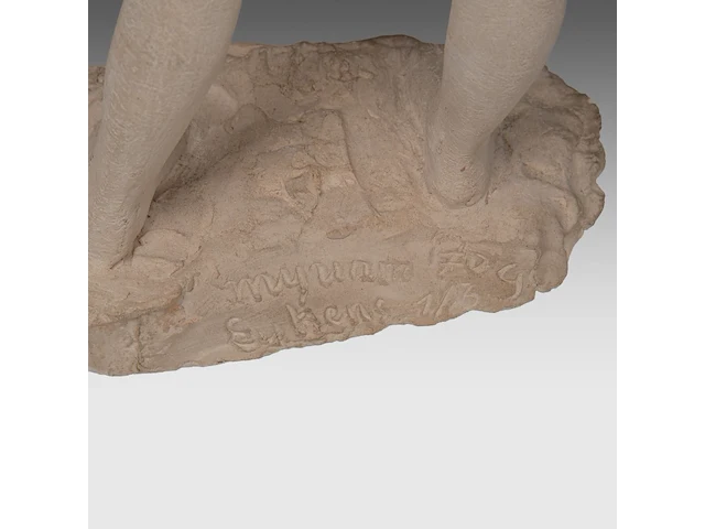 Myriam eyckens (1938), two nude figures looking at the ground, 1970, plaster, n° 1/3, 38.5 cm. (15.16 in.) - afbeelding 7 van  8