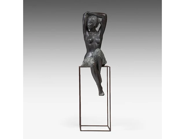 Myriam eyckens (1938), 'wake up', bronze sculpture on a metal stand 142 x 35 x 43 cm. (55.90 x 13.77 x 16.92 in.) - afbeelding 12 van  22