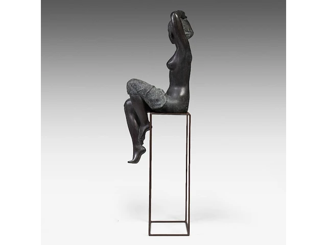 Myriam eyckens (1938), 'wake up', bronze sculpture on a metal stand 142 x 35 x 43 cm. (55.90 x 13.77 x 16.92 in.) - afbeelding 17 van  22