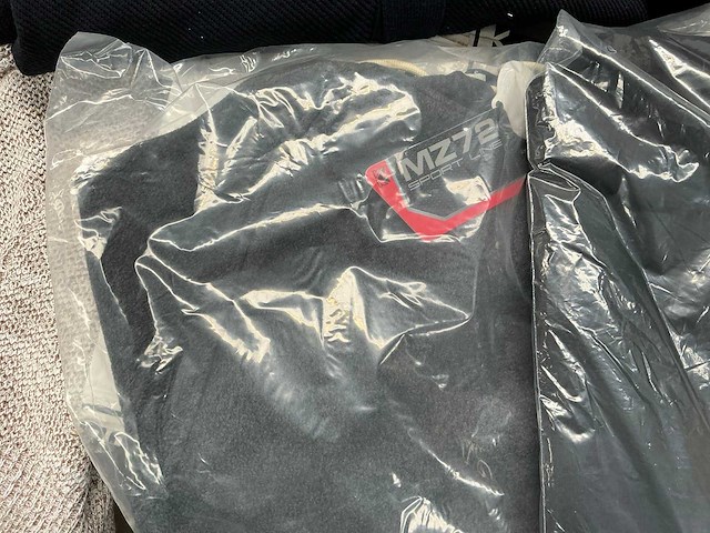 Mz72 diverse sweaters, gilets en jassen heren (ca. 65x) - afbeelding 8 van  9