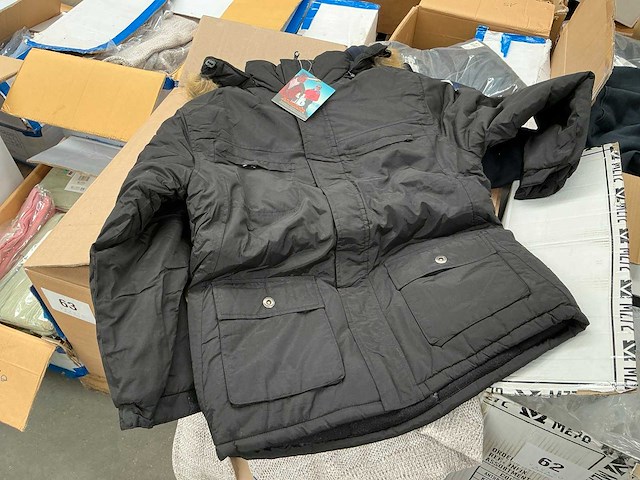 Mz72 diverse sweaters, gilets en jassen heren (ca. 65x) - afbeelding 9 van  9