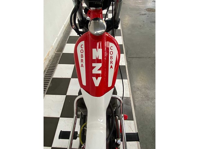 Mzv cobra 50 4-versnellingsbak motorfiets - afbeelding 7 van  9