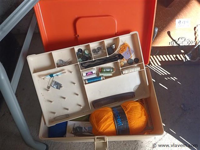 Naai koffers met inhoud. 3 stuks - afbeelding 5 van  5