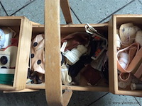 Naaibox met inhoud - afbeelding 3 van  4