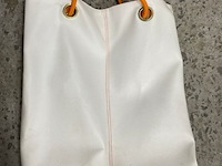 Naaidozen, pedicuretasjes, notitieboeken - afbeelding 12 van  13