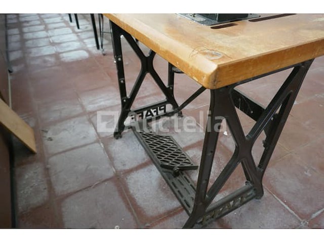 Naaimachine bernina - afbeelding 3 van  6