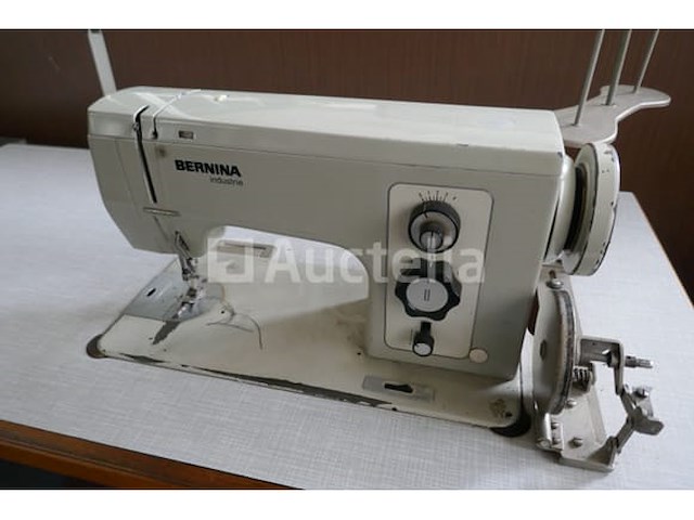 Naaimachine bernina - afbeelding 2 van  5