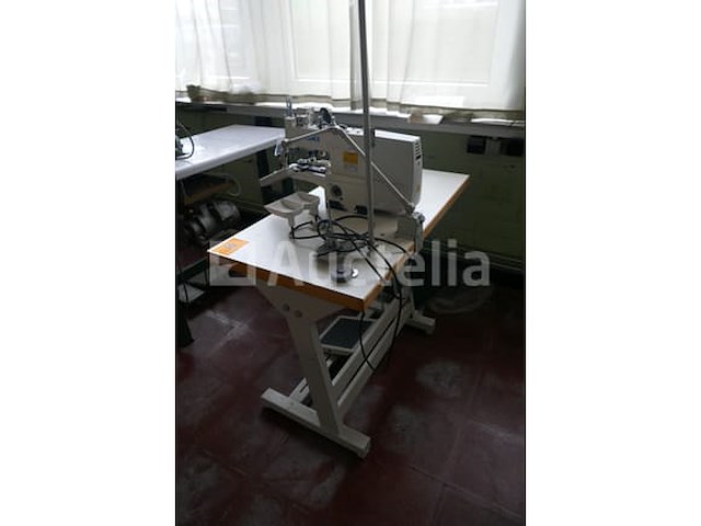 Naaimachine juki - afbeelding 4 van  5