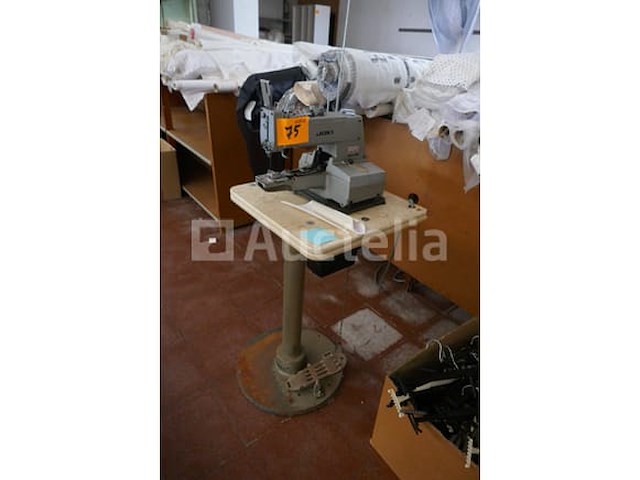 Naaimachine juki - afbeelding 2 van  4