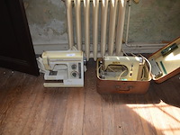 Naaimachine pax uv73-s in koffer, naaimachine toyota ex490