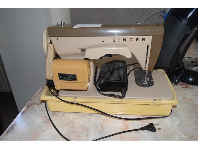 Naaimachine singer - afbeelding 1 van  3