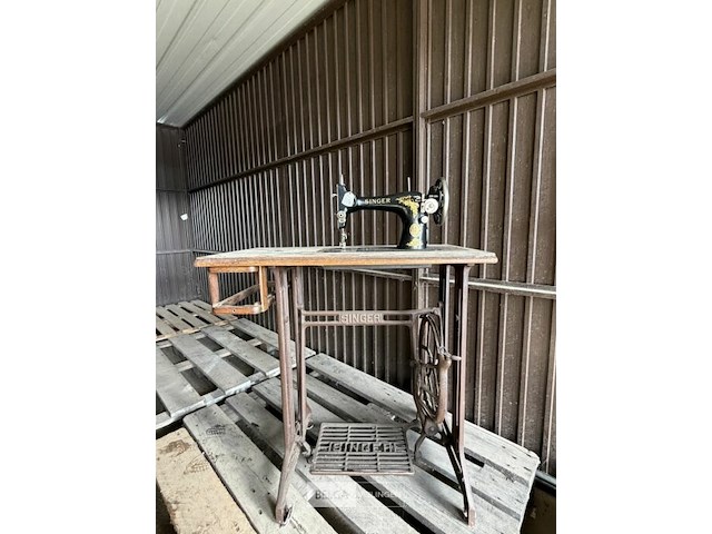 Naaimachine singer - afbeelding 2 van  8
