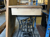 Naaimachine tafel - afbeelding 4 van  11