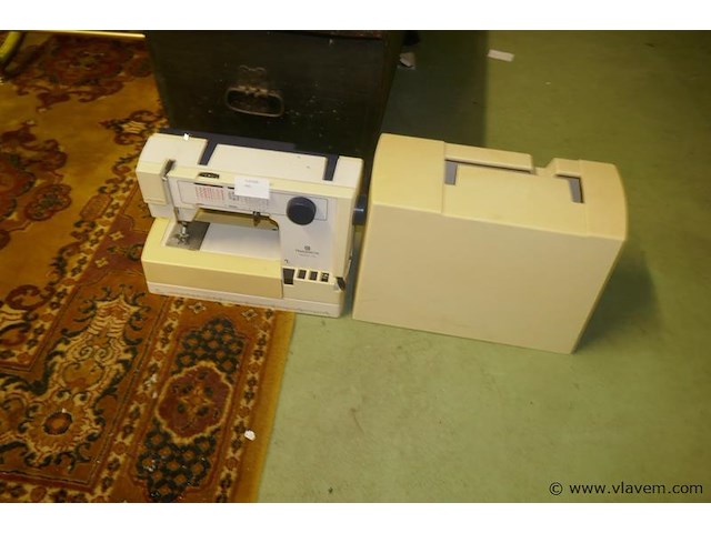 Naaimachine - afbeelding 1 van  1