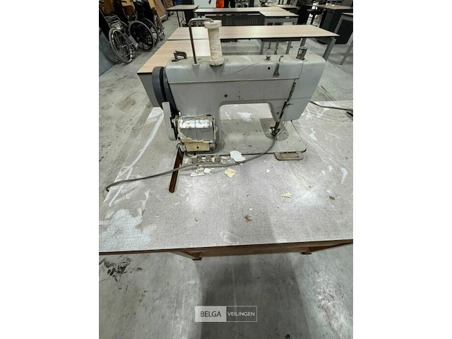 Naaimachine - afbeelding 6 van  8