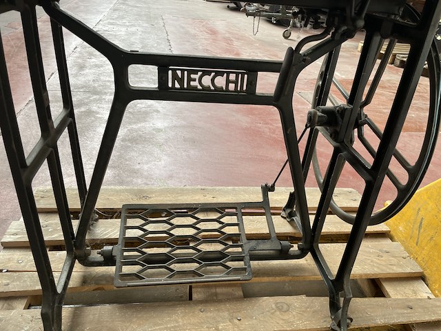 Naaimachine - afbeelding 4 van  6