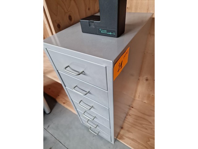 Naaimachines en toebehoren - afbeelding 4 van  18