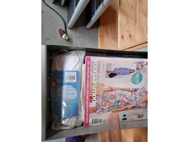 Naaimachines en toebehoren - afbeelding 5 van  18