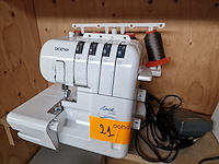 Naaimachines en toebehoren - afbeelding 14 van  18