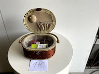Naaimandje - afbeelding 2 van  2