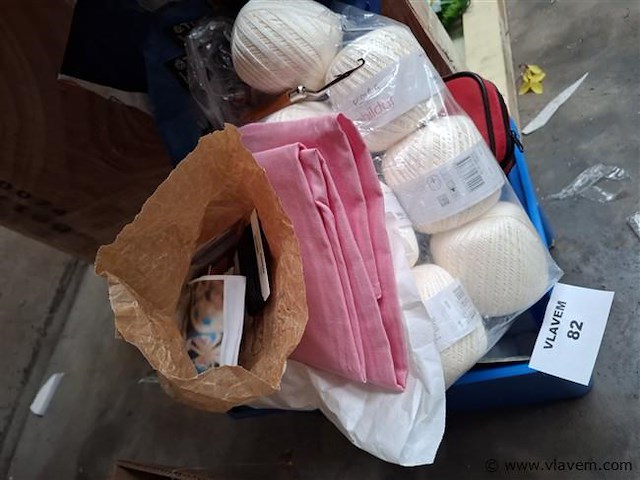 Naaimateriaal - afbeelding 1 van  1