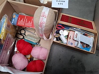 Naaimateriaal - afbeelding 3 van  4