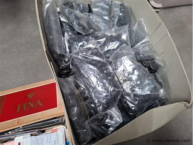 Naaimateriaal - afbeelding 4 van  4