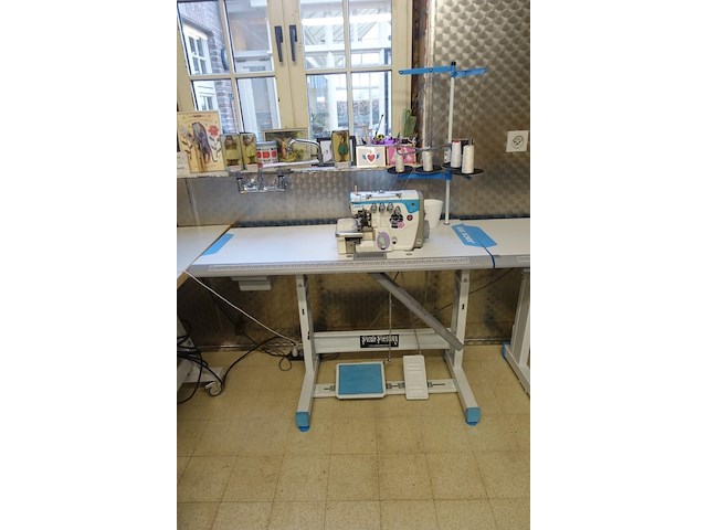 Naaitafel jack - afbeelding 1 van  6