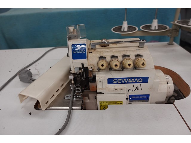 Naaitafel + stoel - afbeelding 2 van  5