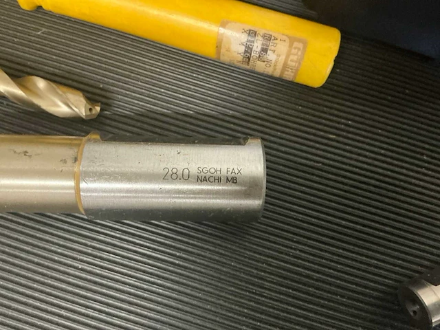 Nachi en gühring assortiment hssco en poederstaal boren met inwendige koelingsgaten - afbeelding 7 van  7
