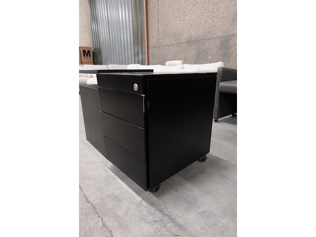 Nachtkastje + bijzettafel - afbeelding 3 van  6