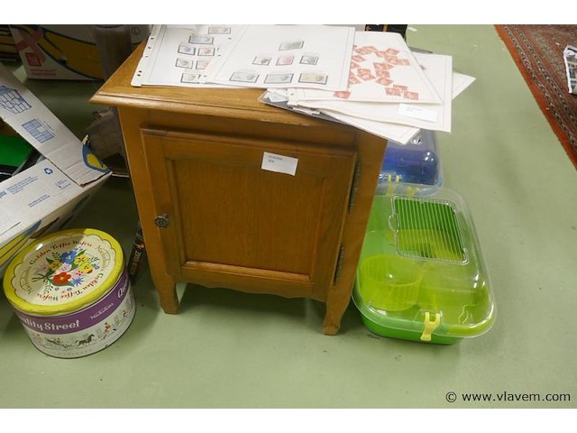 Nachtkastje - afbeelding 1 van  1