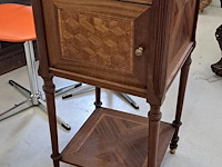 Nachtkastje - afbeelding 1 van  2