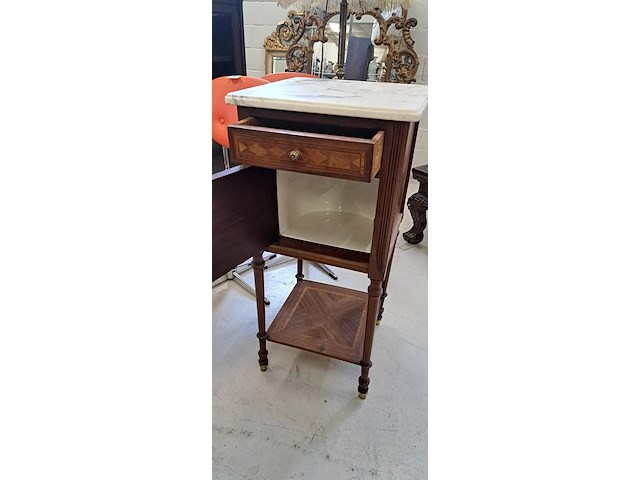 Nachtkastje - afbeelding 2 van  2