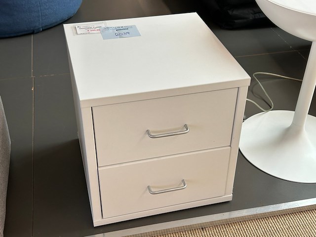 Nachttafel - afbeelding 1 van  3