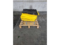 Nadars en hekwerk - afbeelding 5 van  5