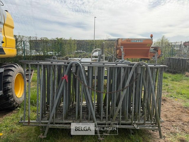 Naderhekken + bok - afbeelding 1 van  1