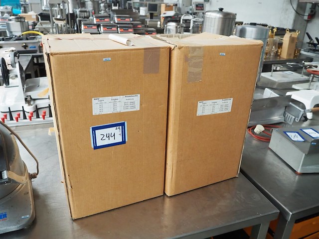 Nafa - afbeelding 1 van  8