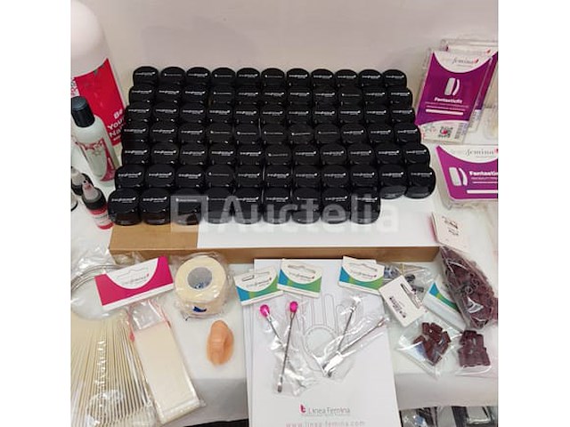 Nagelkolf: nail art & uv/led gels • 240 ref. • waarde 3526 € - afbeelding 5 van  14