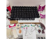 Nagelkolf: nail art & uv/led gels • 240 ref. • waarde 3526 € - afbeelding 5 van  14