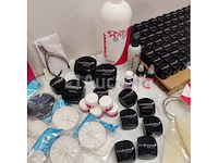 Nagelkolf: nail art & uv/led gels • 240 ref. • waarde 3526 € - afbeelding 9 van  14