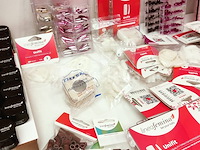 Nagelkolf: nail art & uv/led gels • 243 ref. • waarde 3467 € - afbeelding 12 van  14