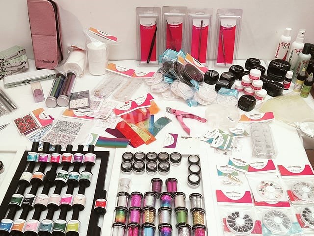Nagelkolf: nail art & uv/led-gels • 244 ref. • waarde 3516 € - afbeelding 6 van  17
