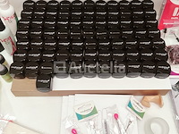 Nagelkolf: nail art & uv/led-gels • 244 ref. • waarde 3516 € - afbeelding 10 van  17