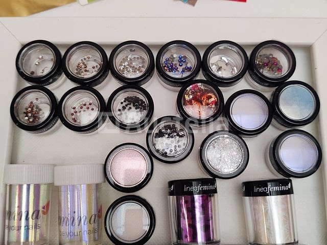 Nagelkolf: nail art & uv/led-gels • 390 items • 245 ref. - afbeelding 11 van  15
