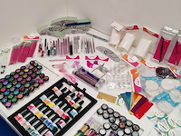 Nagelkolf: nail art & uv/led-gels • 390 items • 245 ref. - afbeelding 12 van  15