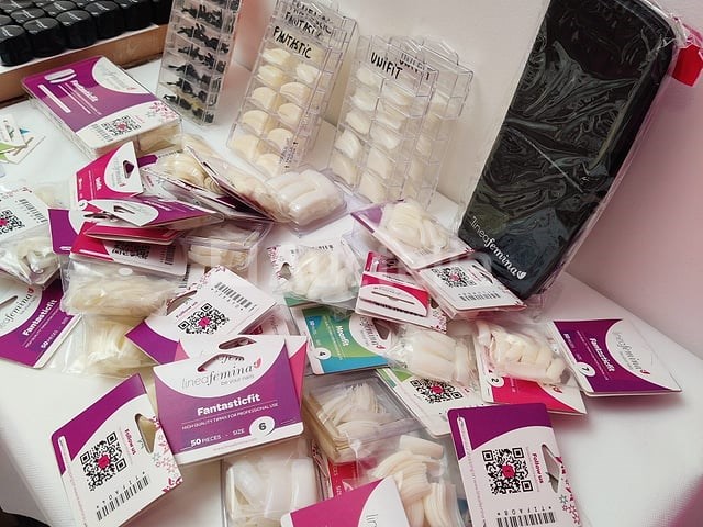Nagelkolf: nail art & uv/led gels • 393 items • 238 ref. - afbeelding 2 van  13