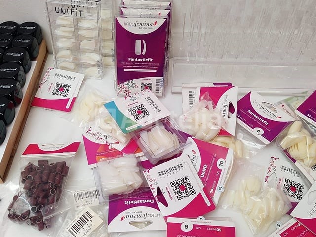 Nagelkolf: nail art & uv/led gels • 397 items • 243 ref. - afbeelding 8 van  16