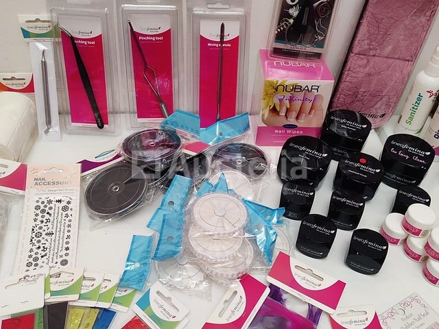 Nagelkolf: nail art & uv/led gels • 397 items • 243 ref. - afbeelding 1 van  16