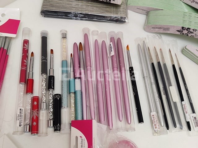 Nagelkolf: nail art & uv/led gels • 397 items • 243 ref. - afbeelding 12 van  16